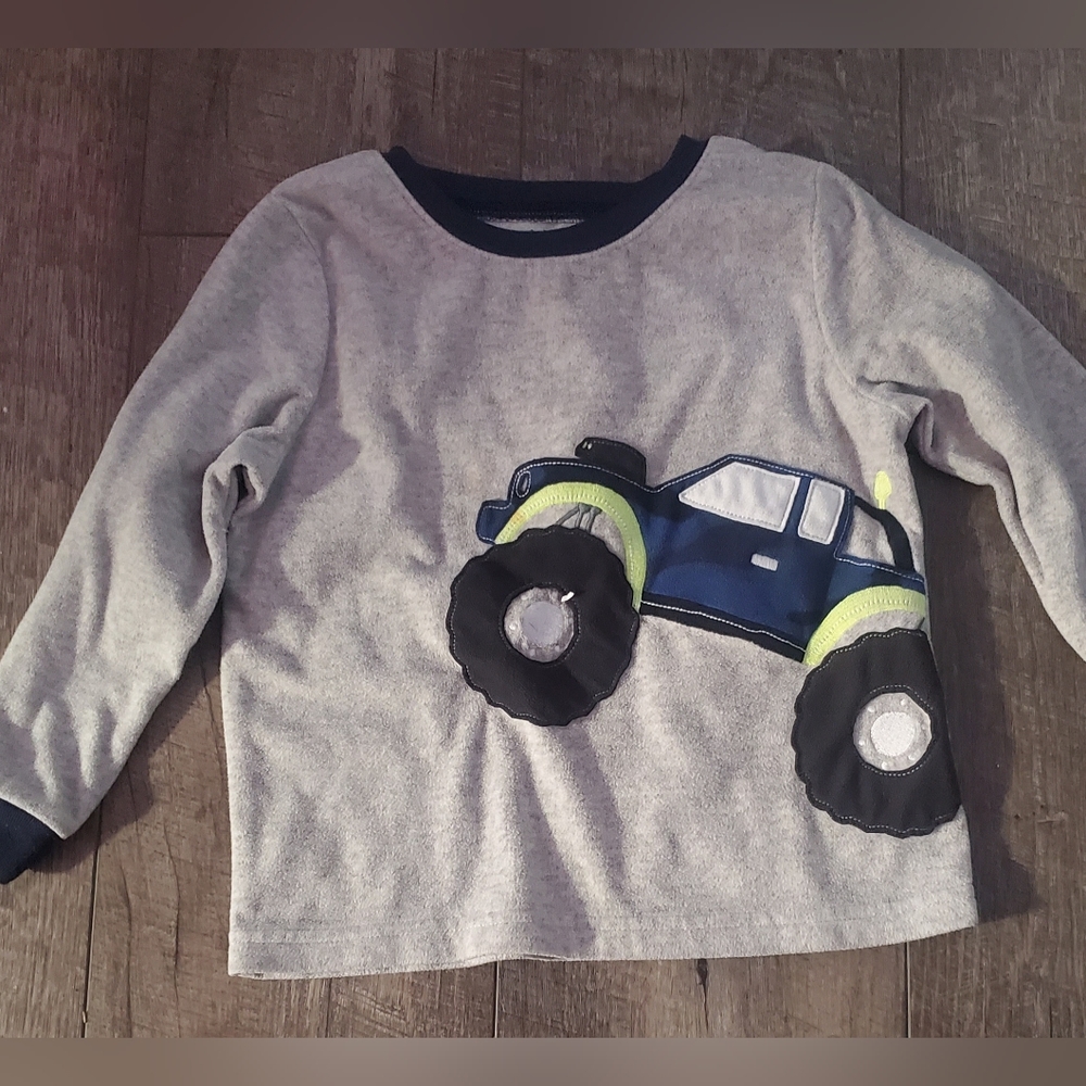4T Carter's Fleece Sweater super soft